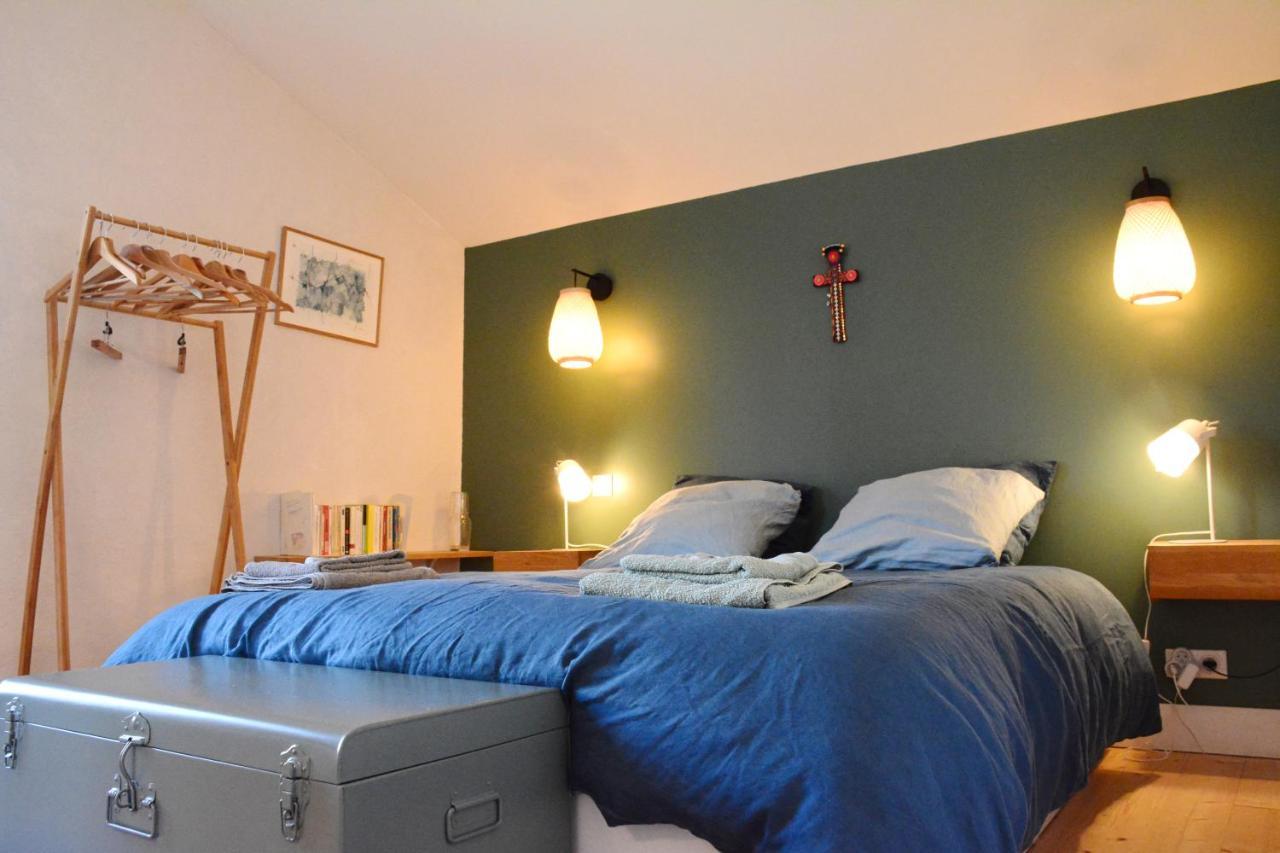 Gite Du Presbytere Port D'Envaux, Ravissante Maison De Charme 外观 照片