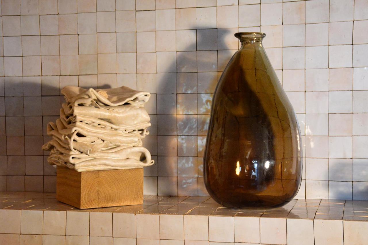 Gite Du Presbytere Port D'Envaux, Ravissante Maison De Charme 外观 照片