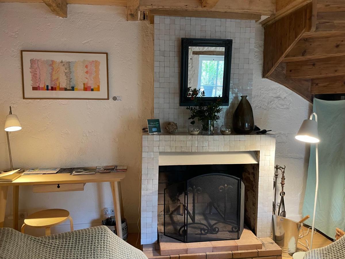 Gite Du Presbytere Port D'Envaux, Ravissante Maison De Charme 外观 照片
